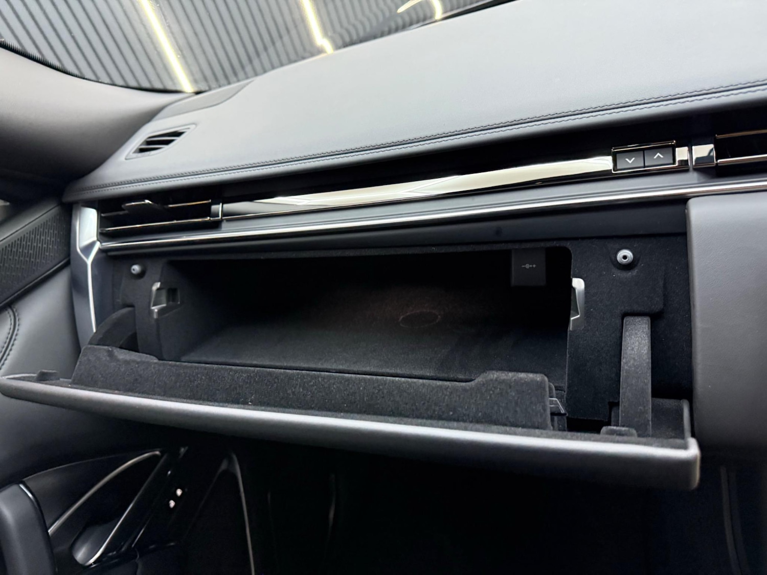 Used Land Rover Range Rover 2025 for sale - 77353995: Photo 14