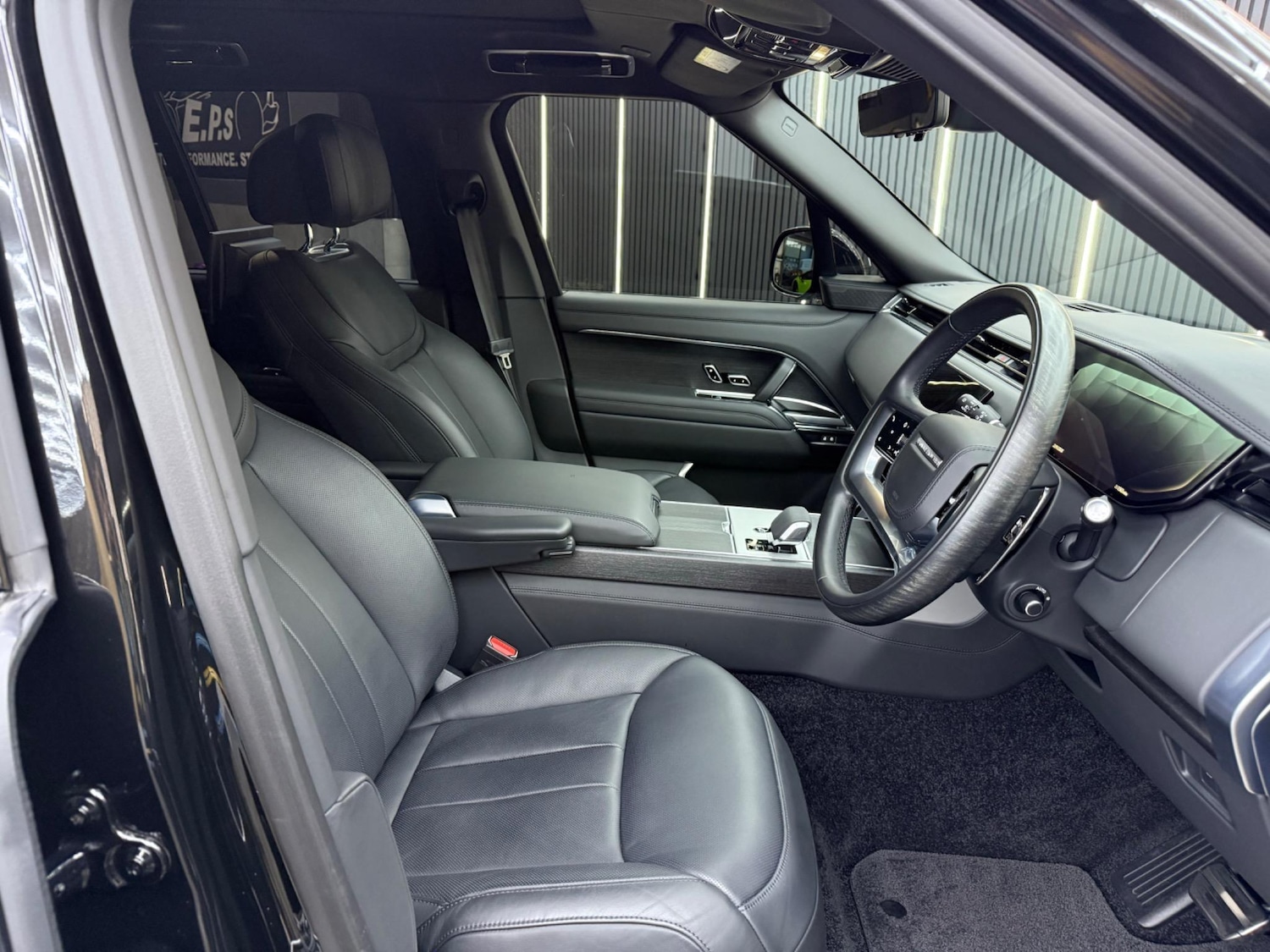 Used Land Rover Range Rover 2025 for sale - 77353995: Photo 27