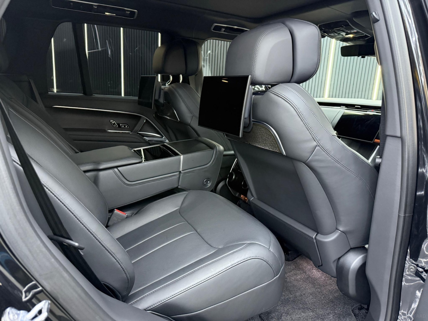 Used Land Rover Range Rover 2025 for sale - 77353995: Photo 32