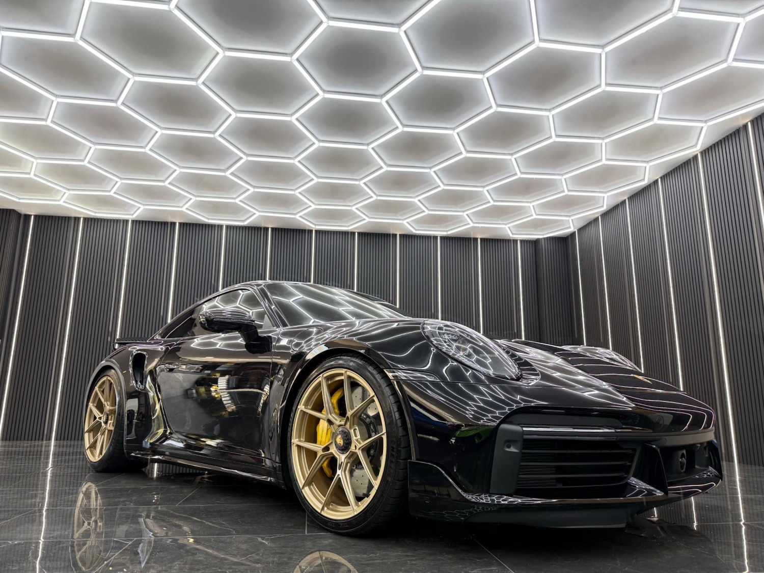 Used Porsche 911 2022 for sale - 76957077: Photo 1