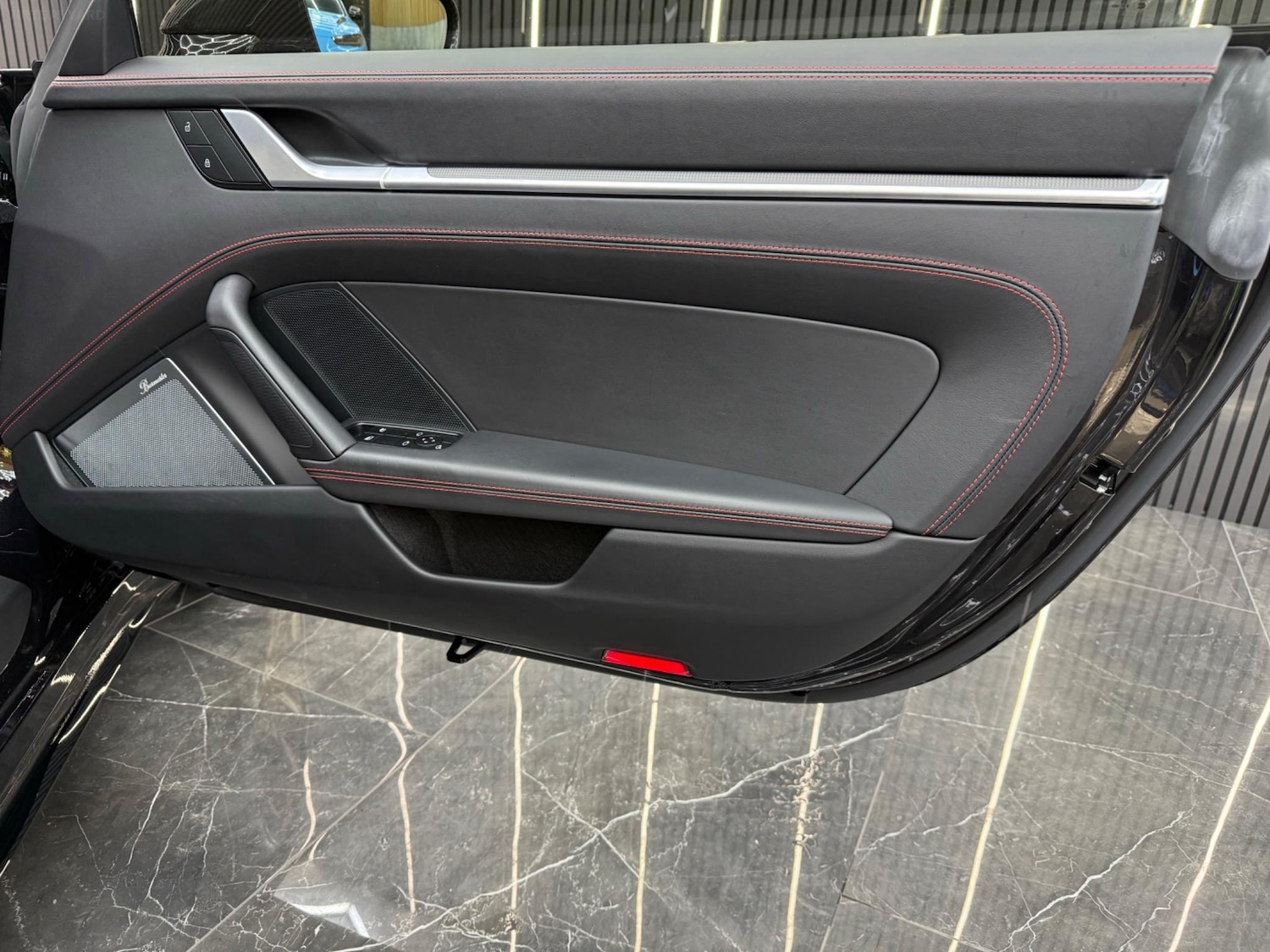 Used Porsche 911 2022 for sale - 76957077: Photo 38