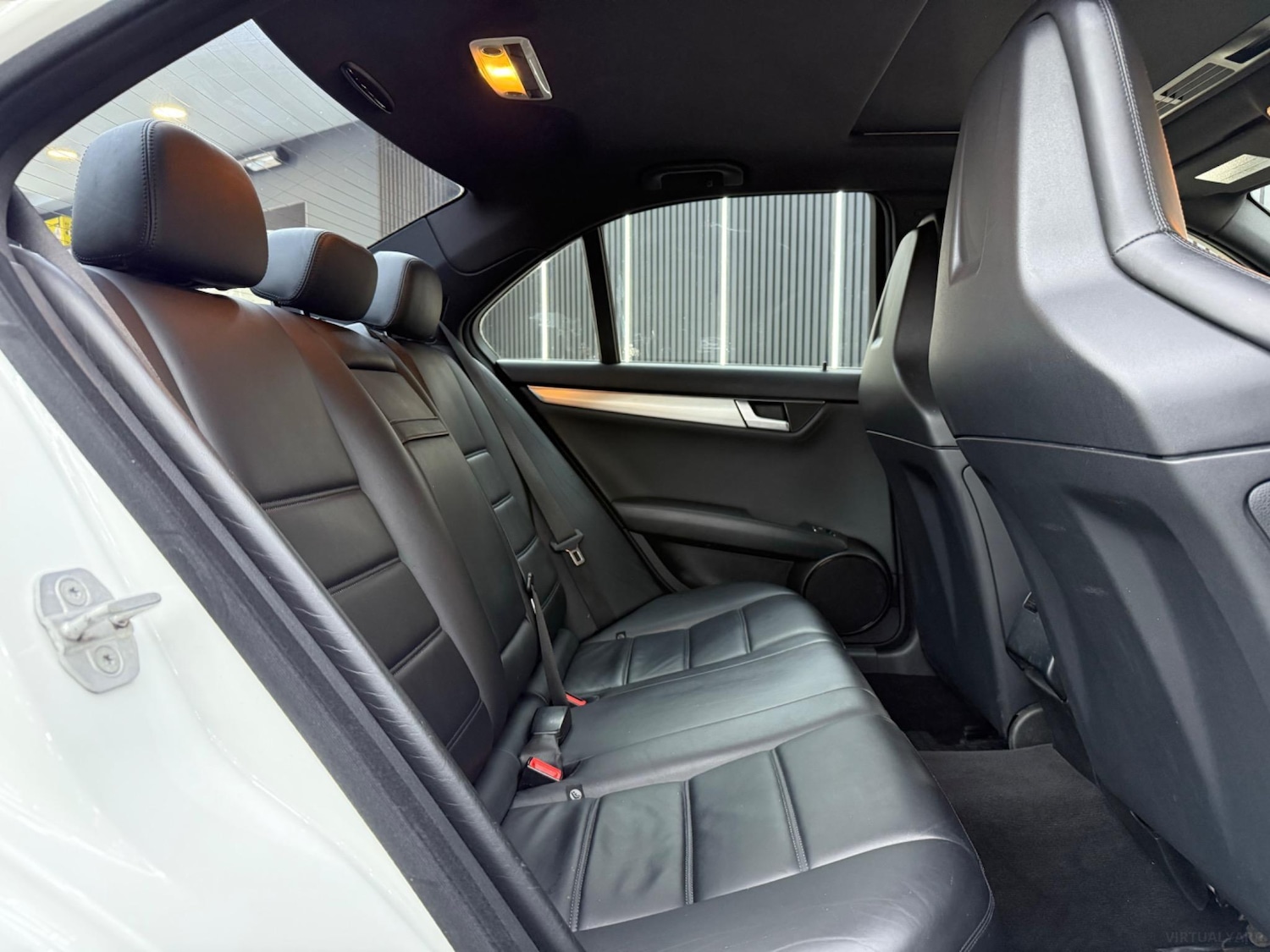 Used Mercedes-Benz C Class 2013 for sale - 76692935: Photo 12