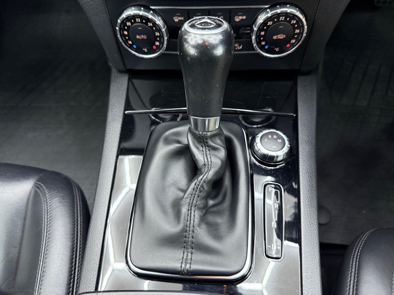 Used Mercedes-Benz C Class 2013 for sale - 76692935: Photo 15