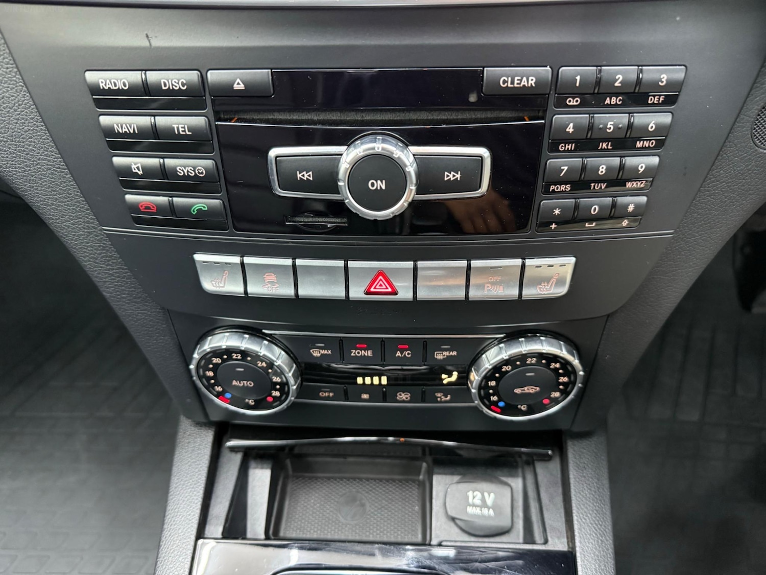 Used Mercedes-Benz C Class 2013 for sale - 76692935: Photo 16