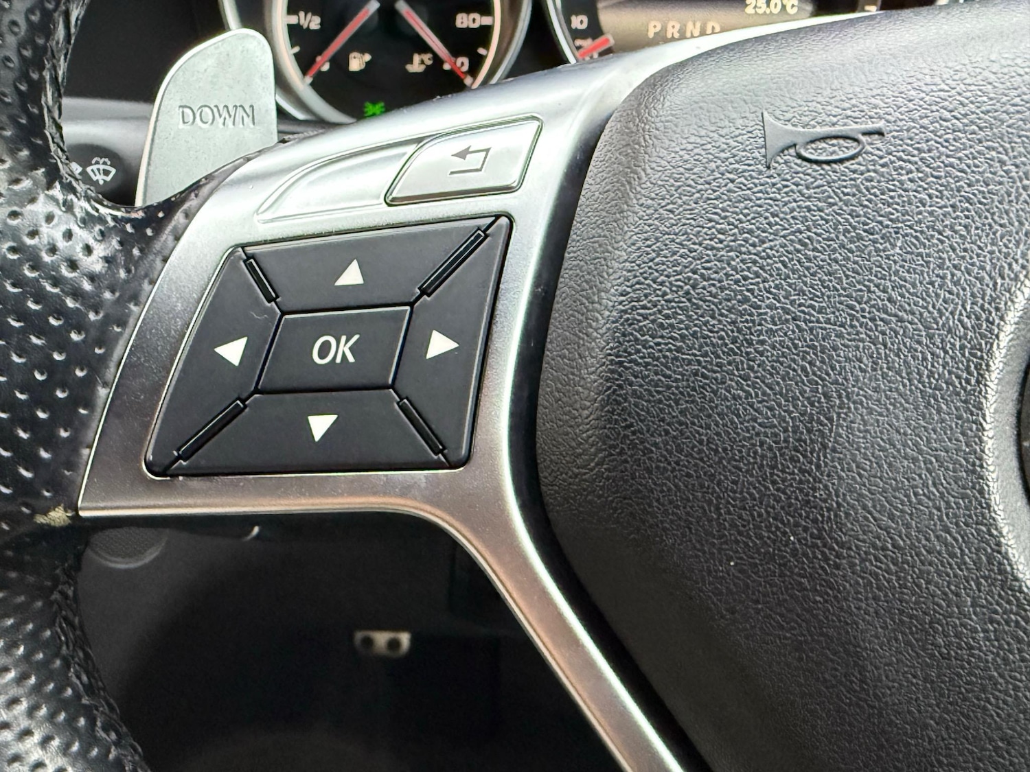 Used Mercedes-Benz C Class 2013 for sale - 76692935: Photo 30