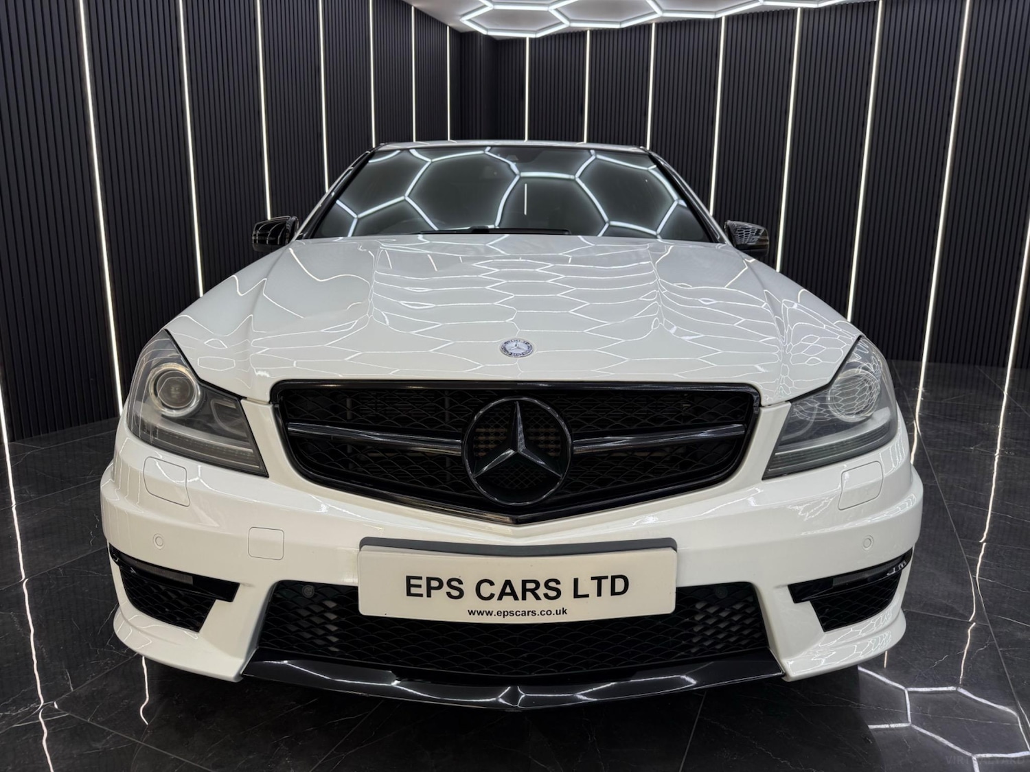 Used Mercedes-Benz C Class 2013 for sale - 76692935: Photo 4