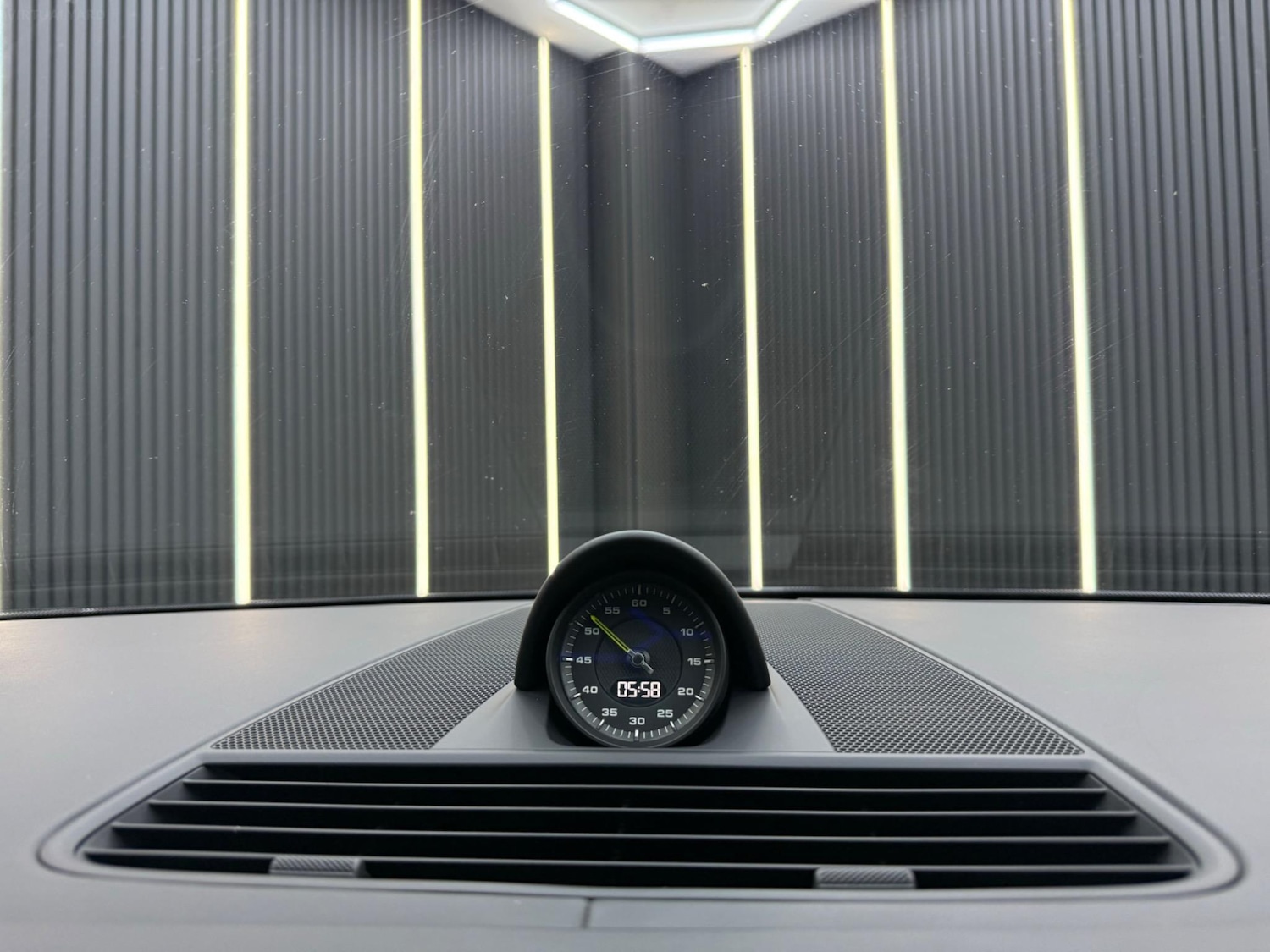 Used Porsche Panamera 2018 for sale - 77701413: Photo 18