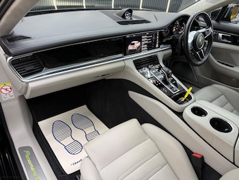 Used Porsche Panamera 2018 for sale - 77701413: Photo
