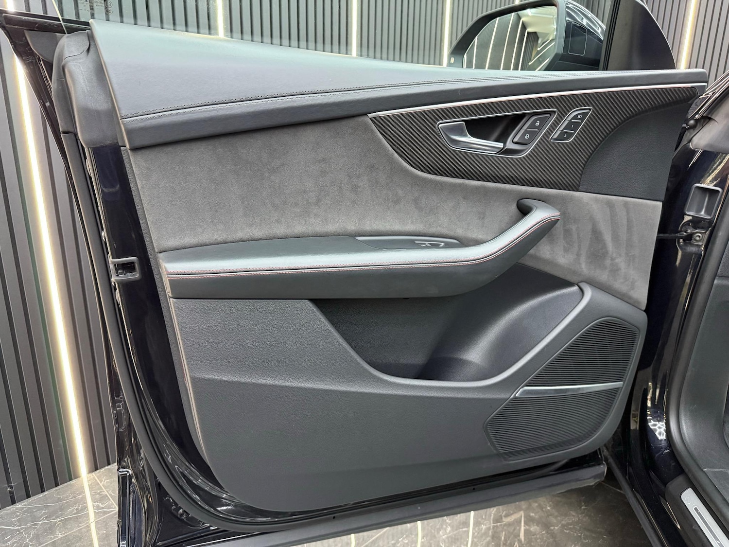 Used Audi RS Q8 2021 for sale - 77593120: Photo 34