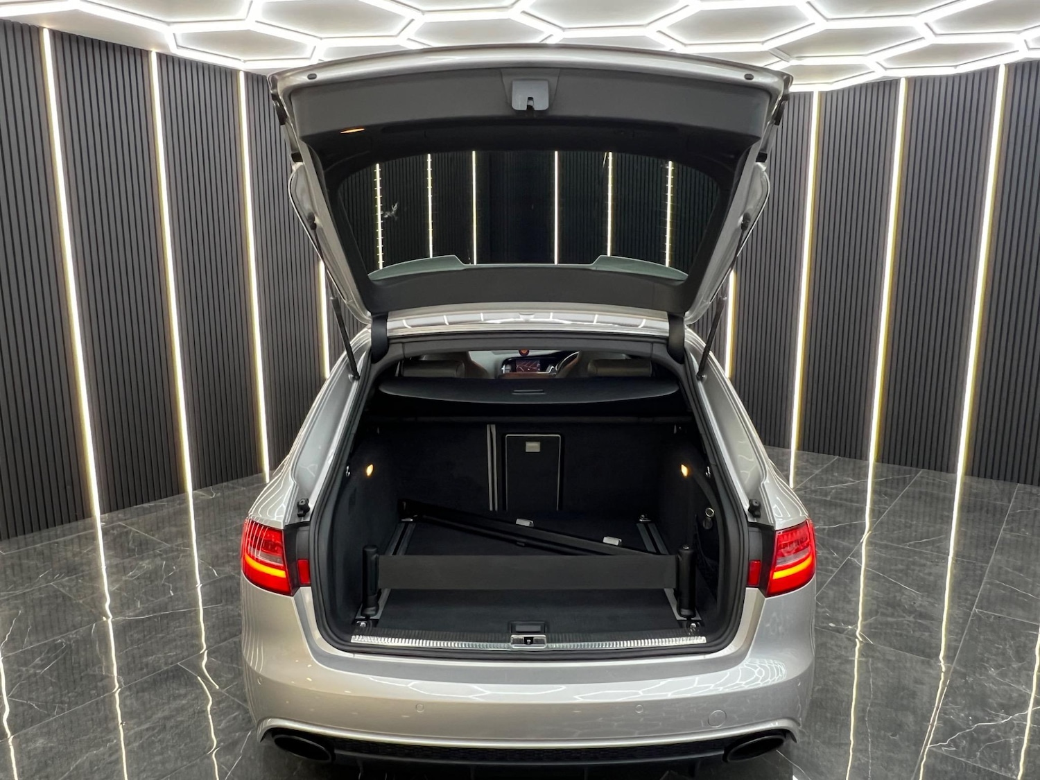 Used Audi RS4 2012 for sale - 76957087: Photo 13