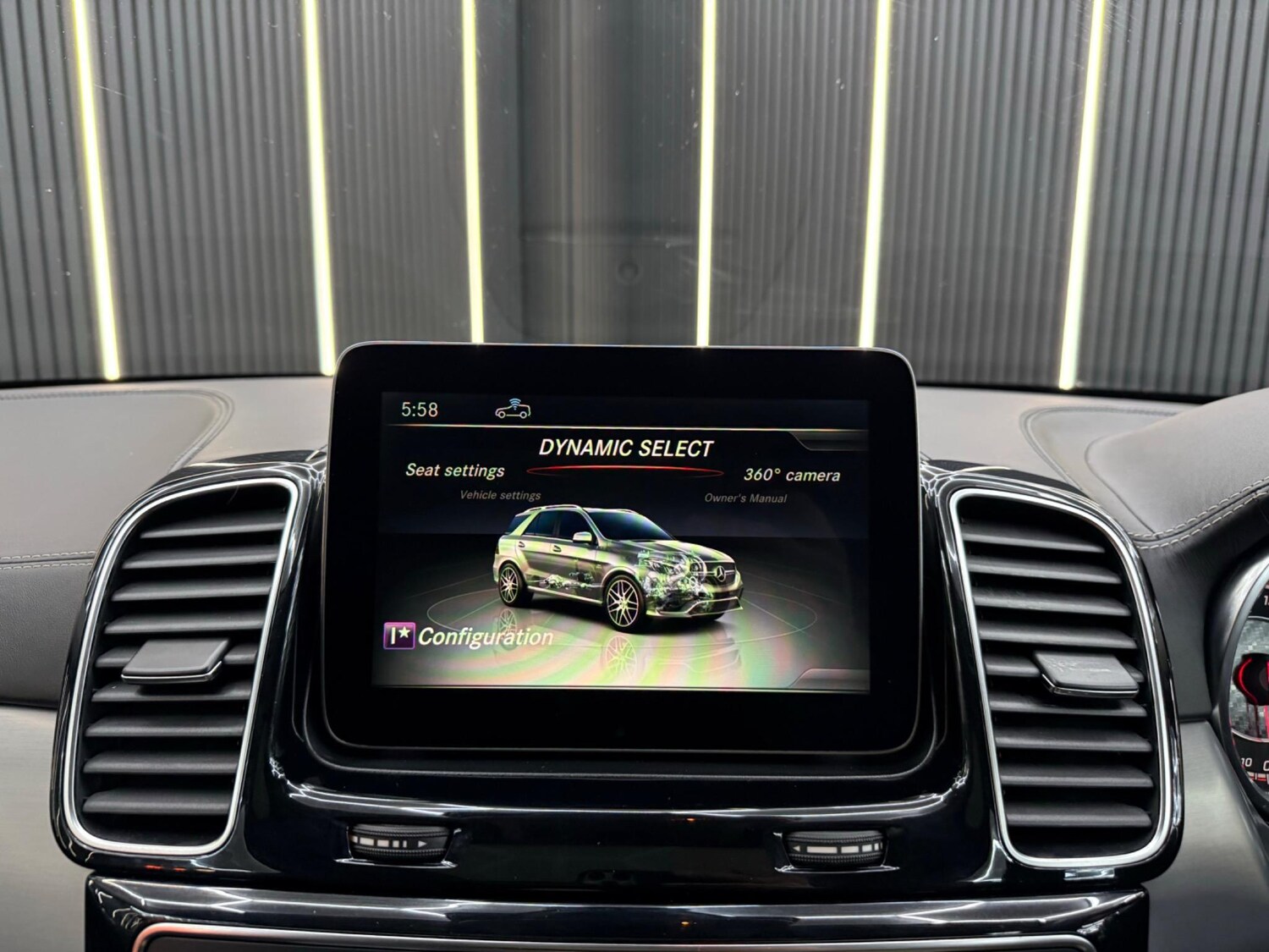 Used Mercedes-Benz GLE 2016 for sale - 77490139: Photo 32