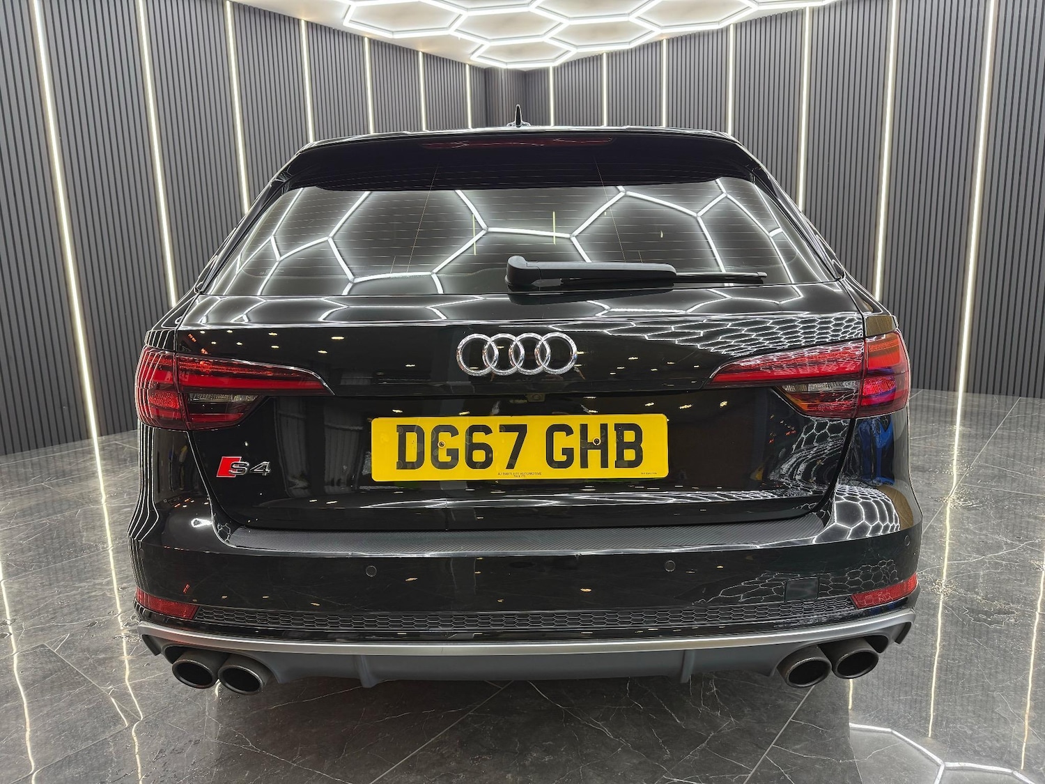 Used Audi A4 2017 for sale - 77353994: Photo 10