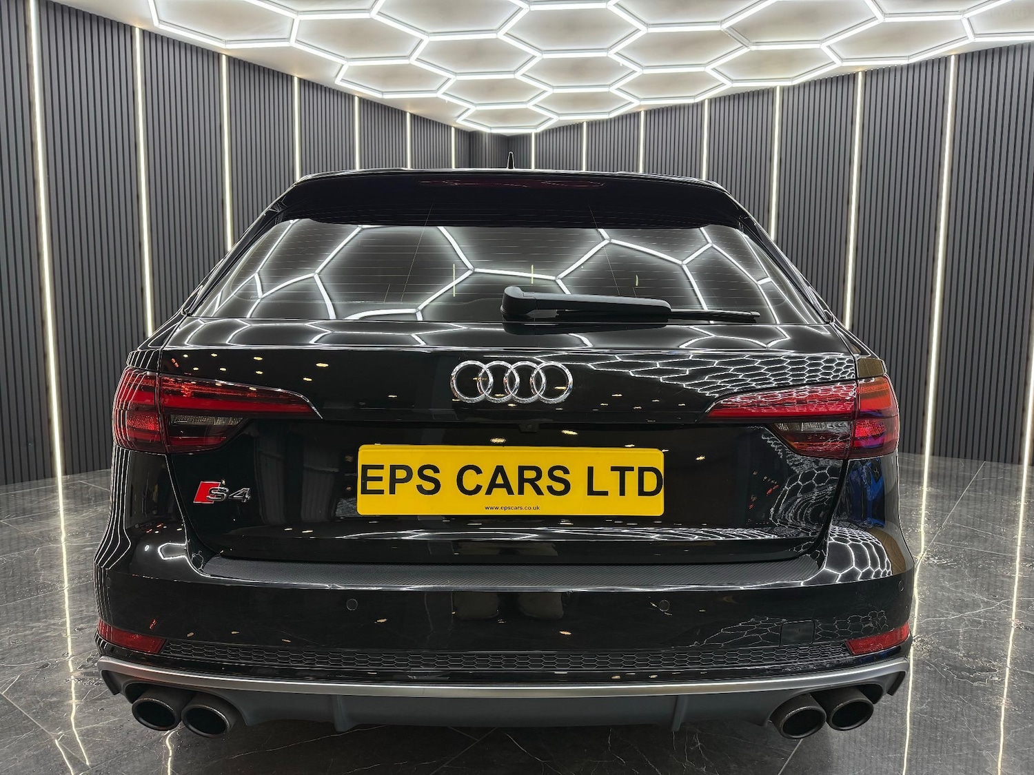 Used Audi A4 2017 for sale - 77353994: Photo 5