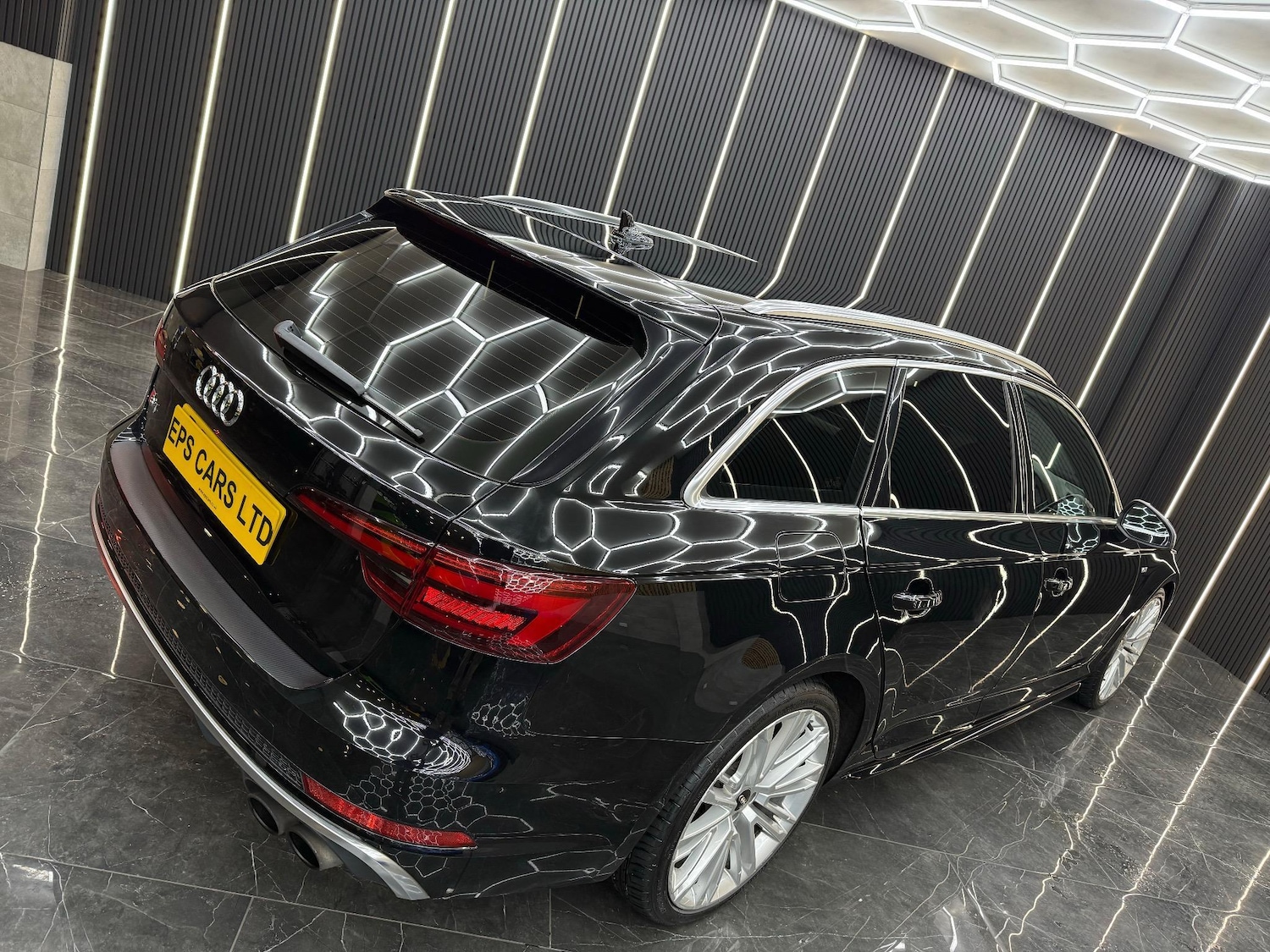 Used Audi A4 2017 for sale - 77353994: Photo 6