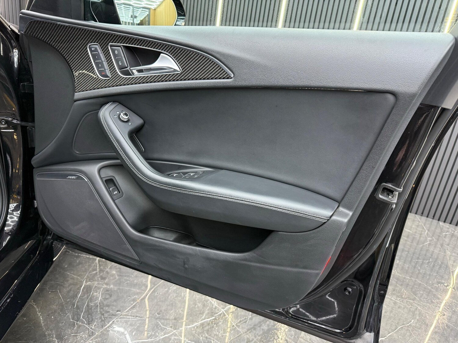 Used Audi RS6 2015 for sale - 77785340: Photo 34