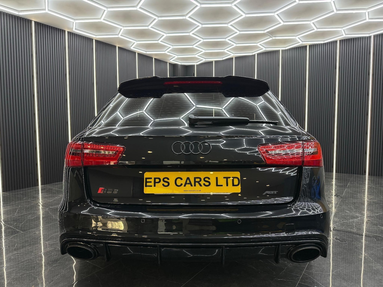 Used Audi RS6 2015 for sale - 77785340: Photo 5
