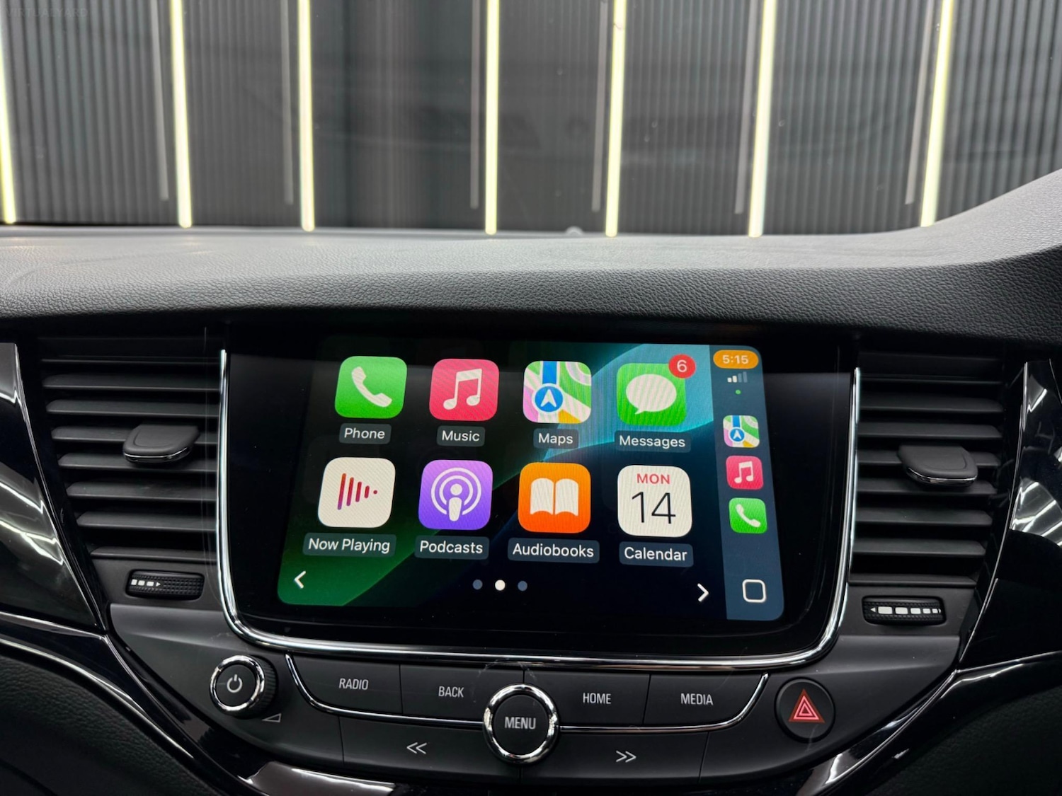 Used Vauxhall Astra 2017 for sale - 76692938: Photo 10