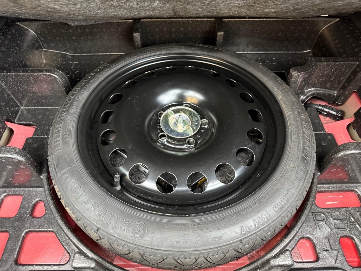 Used Vauxhall Astra 2017 for sale - 76692938: Photo 46