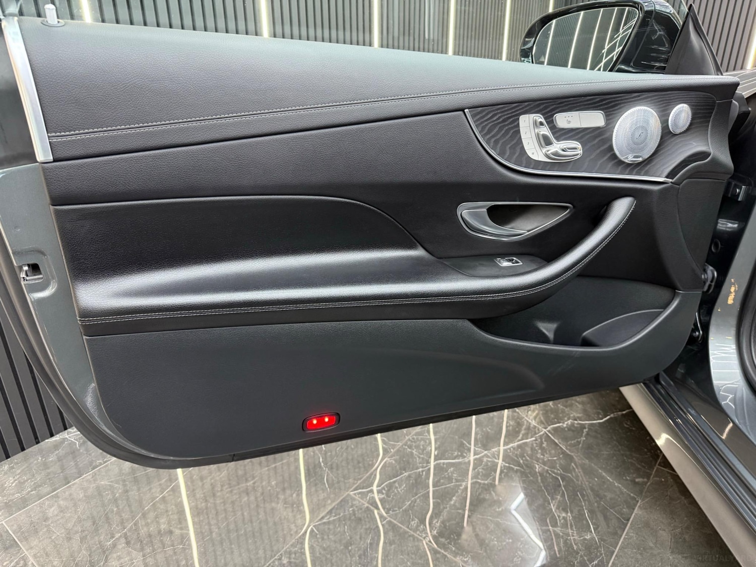 Used Mercedes-Benz E Class 2019 for sale - 76957085: Photo 37