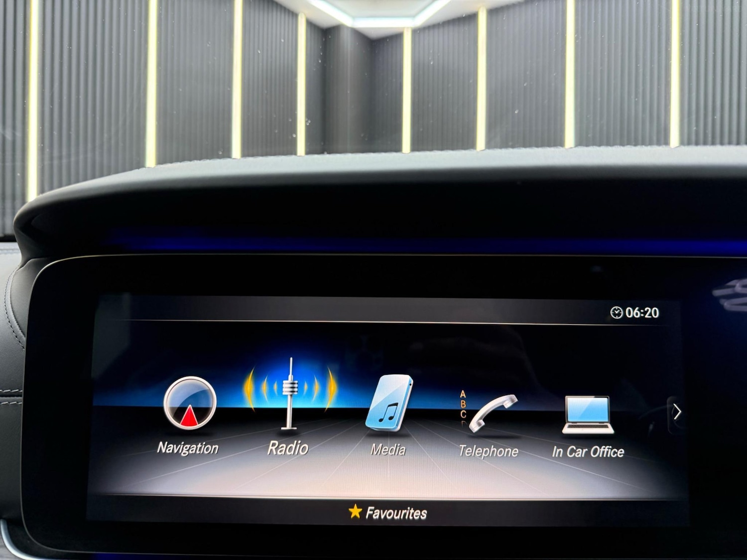 Used Mercedes-Benz E Class 2020 for sale - 76957080: Photo 13