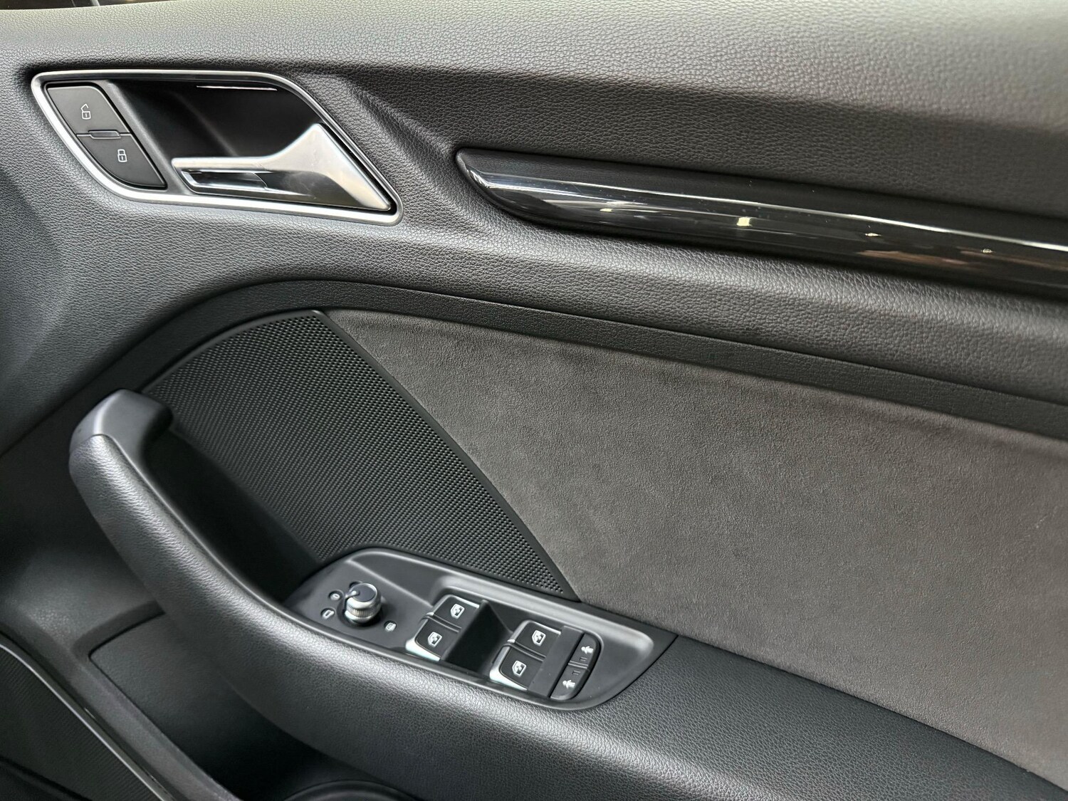 Used Audi RS3 2015 for sale - 76692914: Photo 27