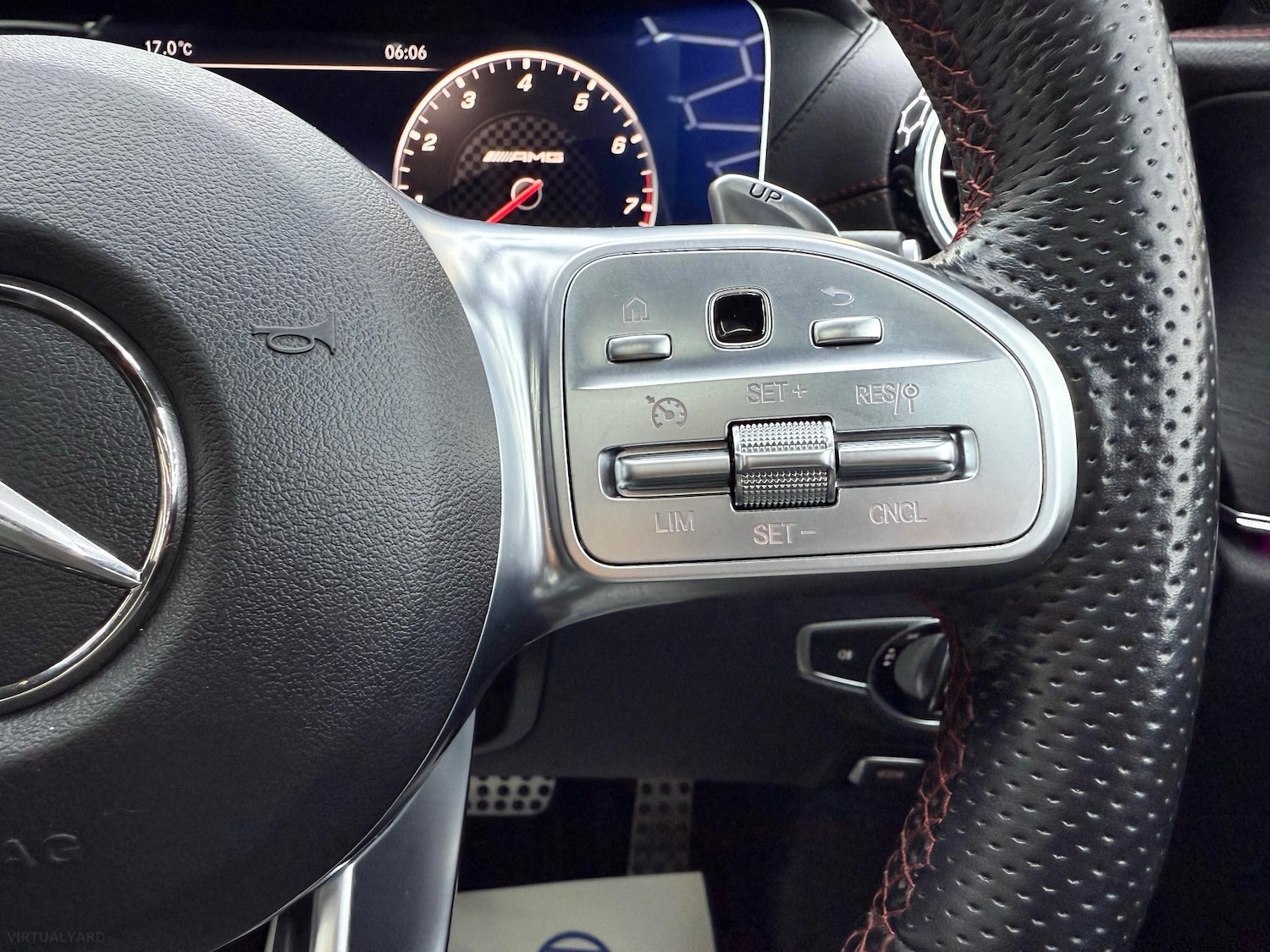 Used Mercedes-Benz E Class 2019 for sale - 76692923: Photo 20