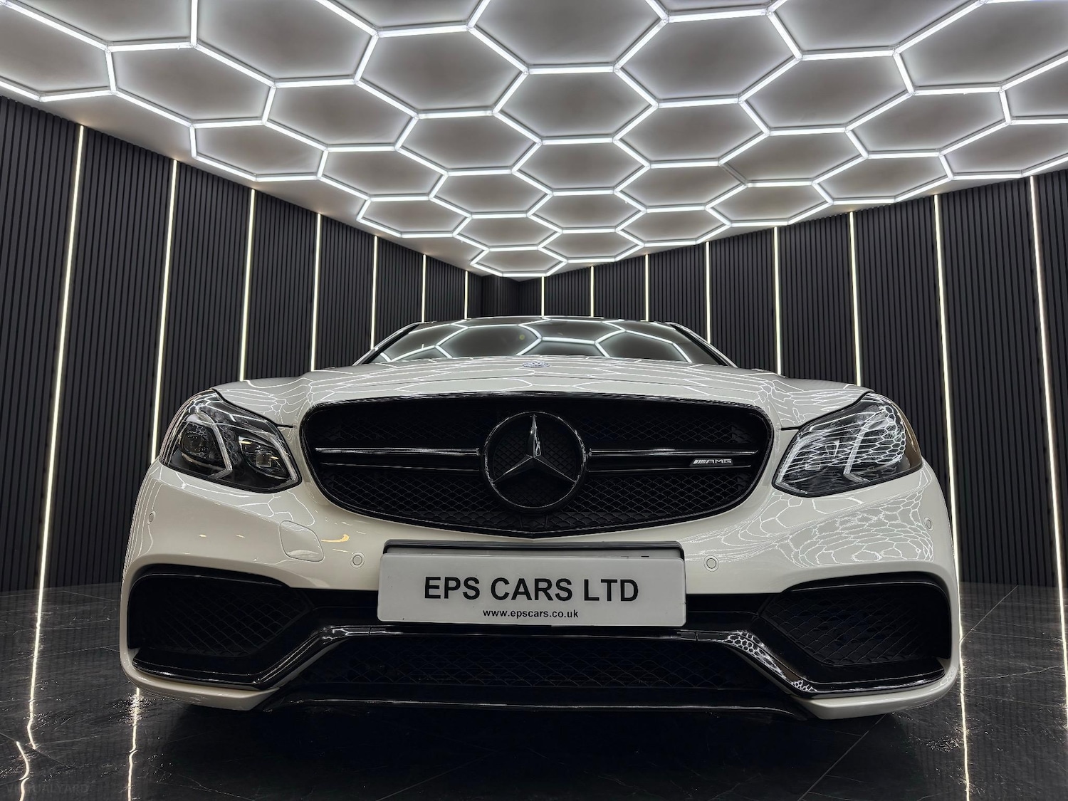 Used Mercedes-Benz E Class 2015 for sale - 76692917: Photo 9