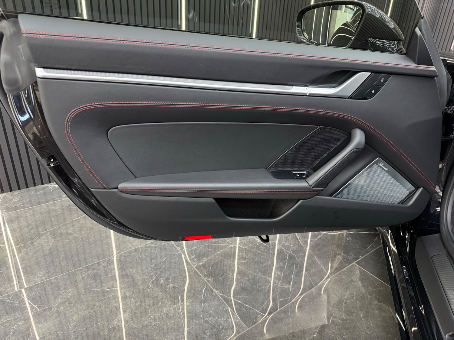 Used Porsche 911 2022 for sale - 76692919: Photo 37