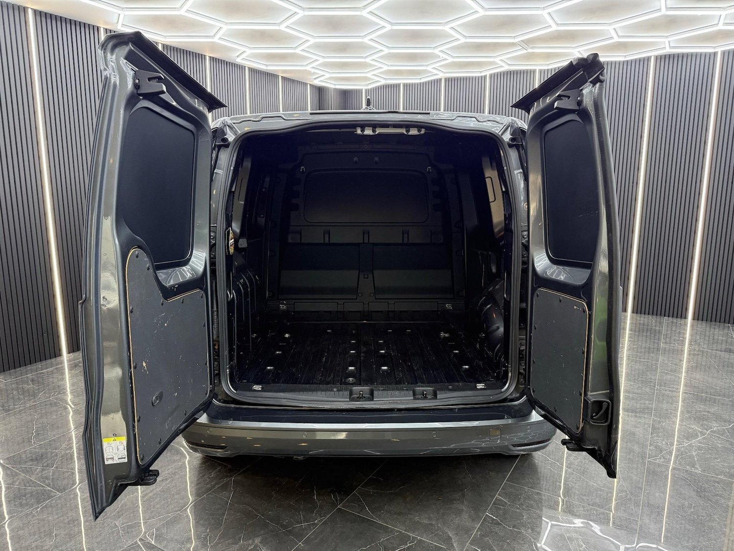 Used Volkswagen Caddy 2023 for sale - 76957082: Photo 9