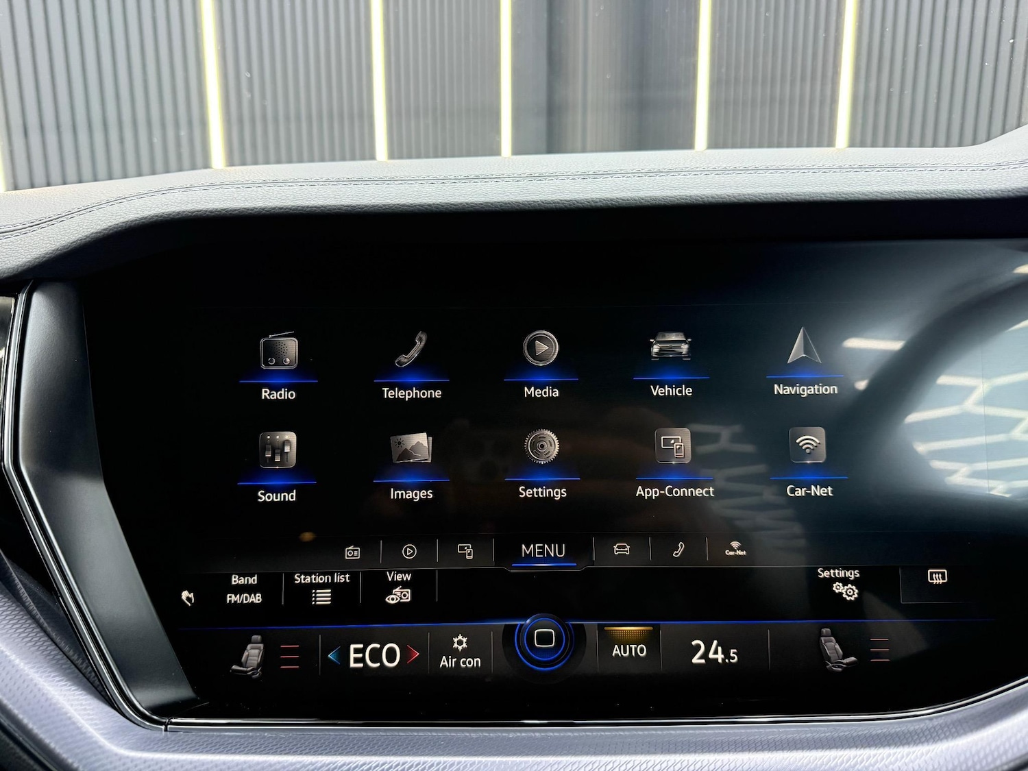 Used Volkswagen Touareg 2020 for sale - 76960331: Photo 31