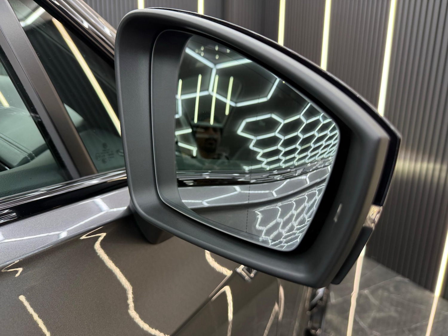 Used Volkswagen Touareg 2020 for sale - 76960331: Photo 47