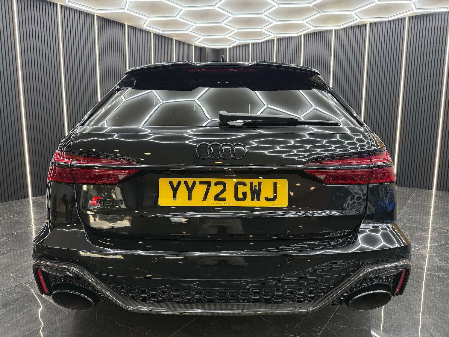 Used Audi RS6 2022 for sale - 76692927: Photo 8