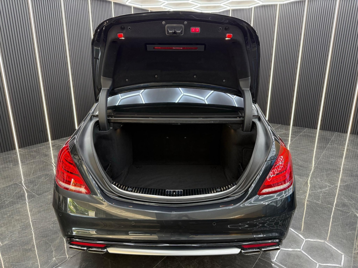 Used Mercedes-Benz S Class 2017 for sale - 76692926: Photo 9