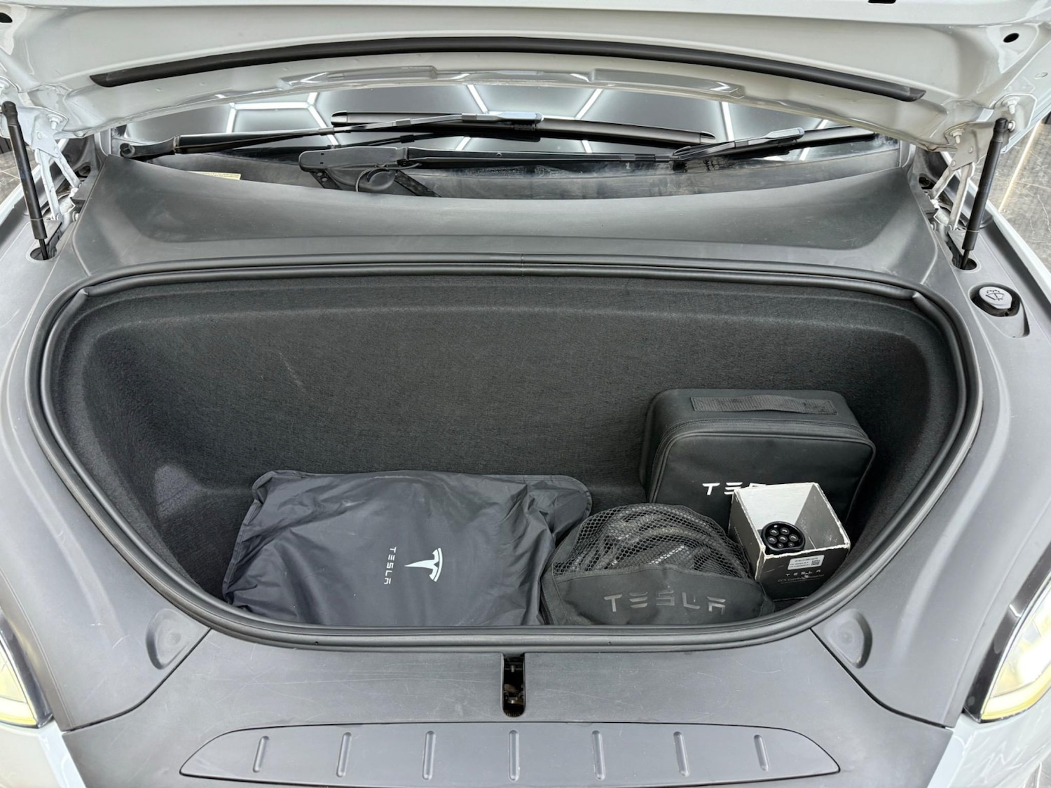 Used Tesla Model X 2019 for sale - 77296562: Photo 48