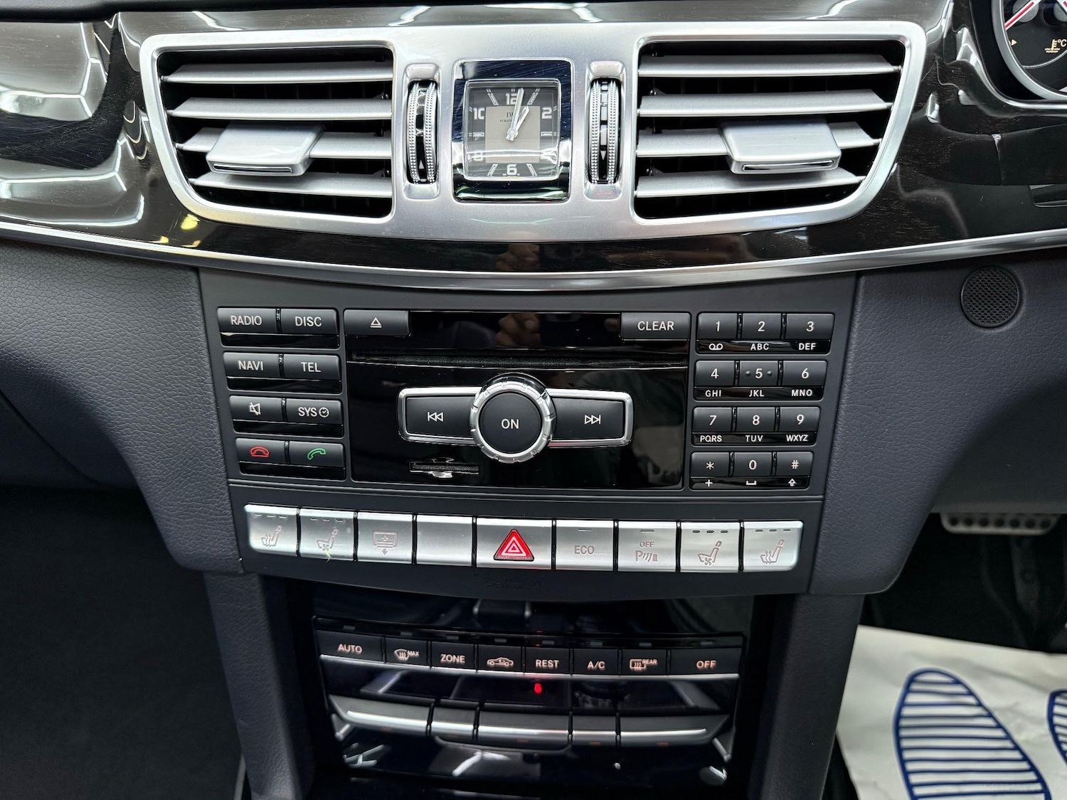 Used Mercedes-Benz E Class 2015 for sale - 76957069: Photo 17