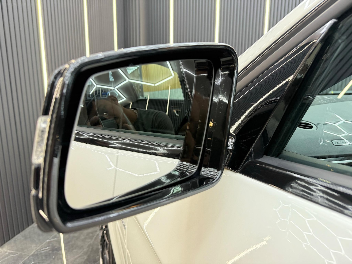 Used Mercedes-Benz E Class 2015 for sale - 76957069: Photo 39