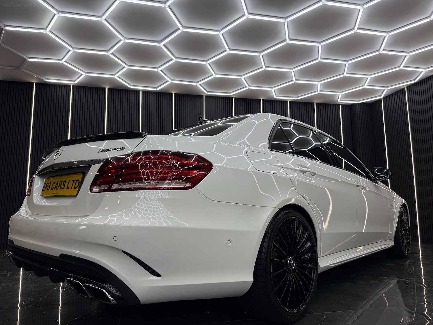 Used Mercedes-Benz E Class 2015 for sale - 76957069: Photo 6