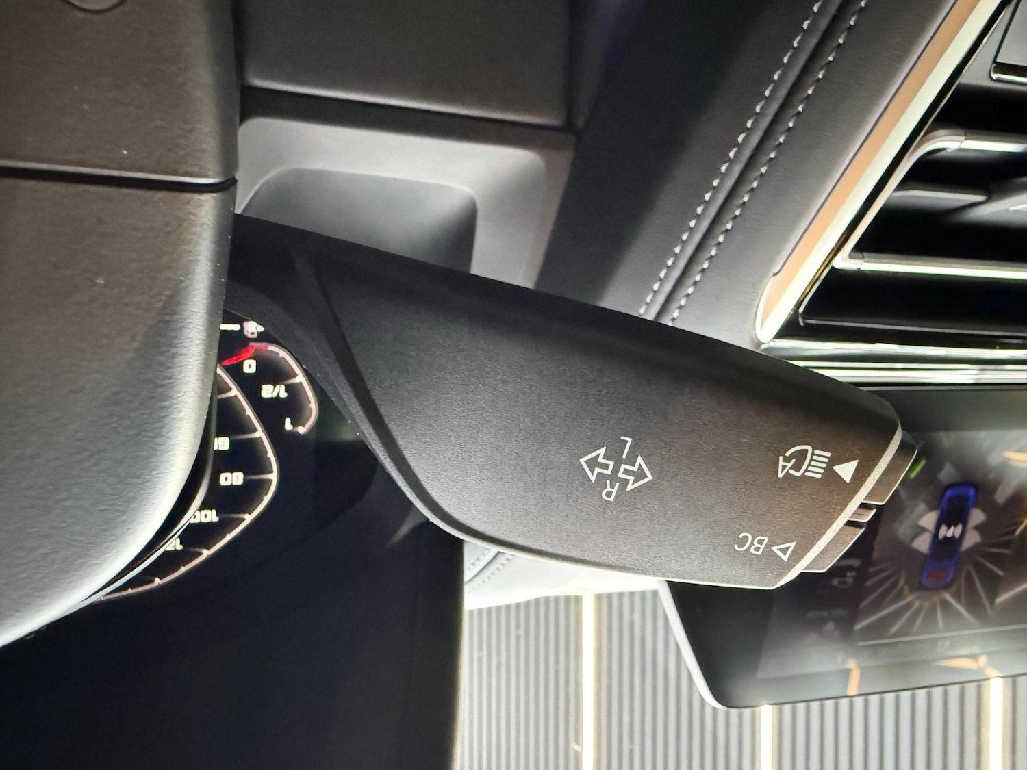 Used BMW M8 2020 for sale - 78001566: Photo 17