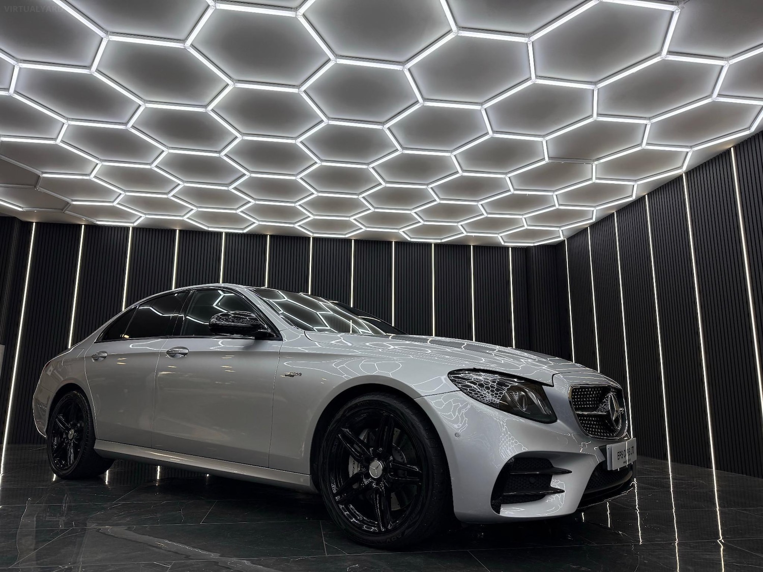 Used Mercedes-Benz E Class 2019 for sale - 76957093: Photo 1