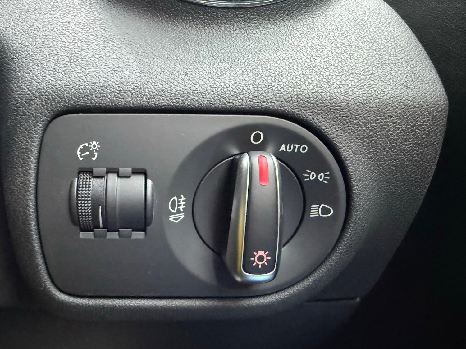 Used Audi S1 2017 for sale - 76957094: Photo 10