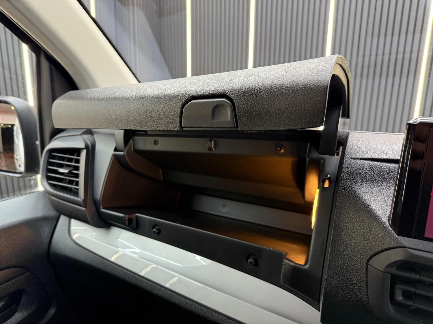 Used Vauxhall Vivaro 2024 for sale - 77296560: Photo 15