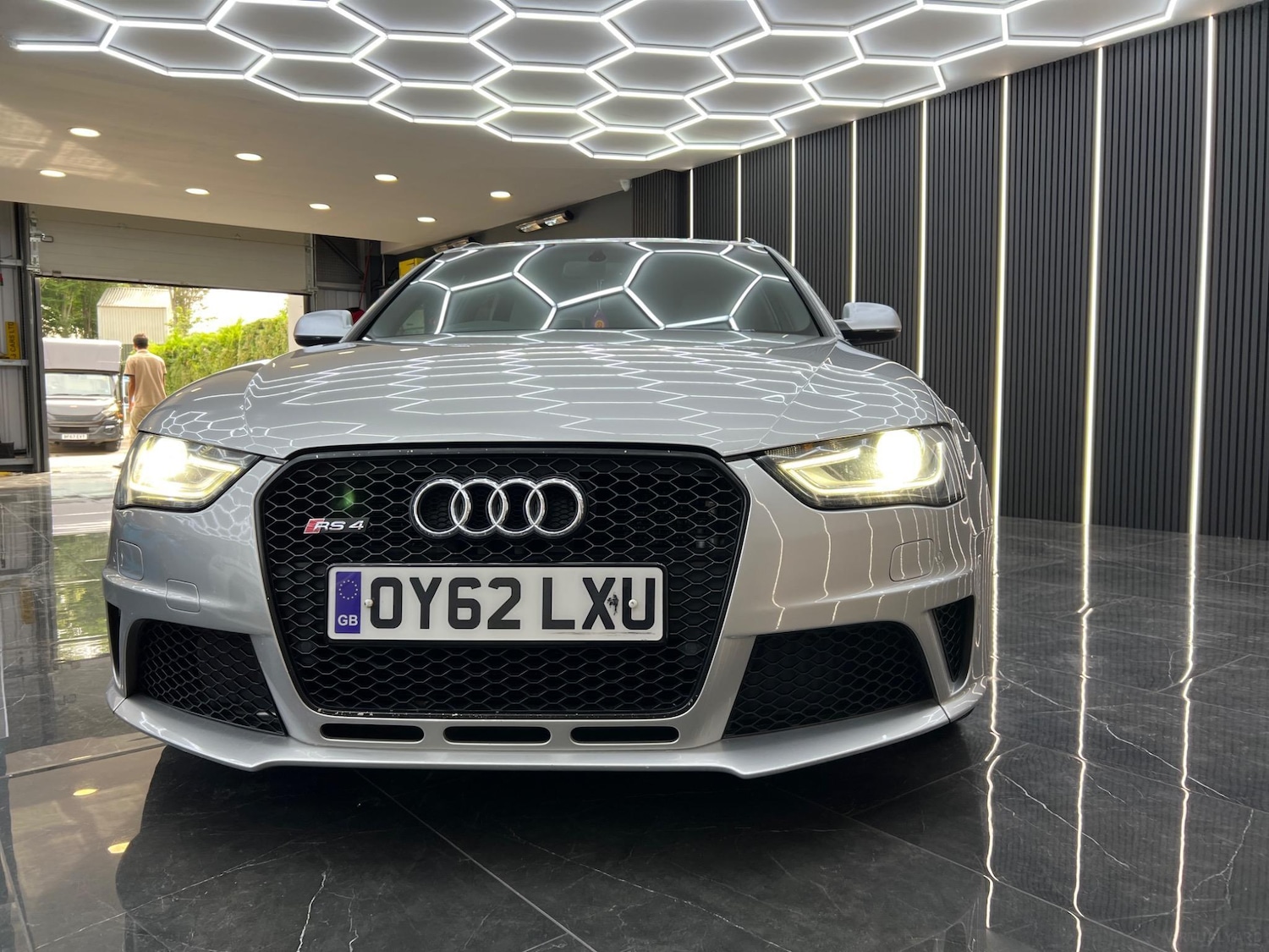 Used Audi RS4 2012 for sale - 76692922: Photo 24