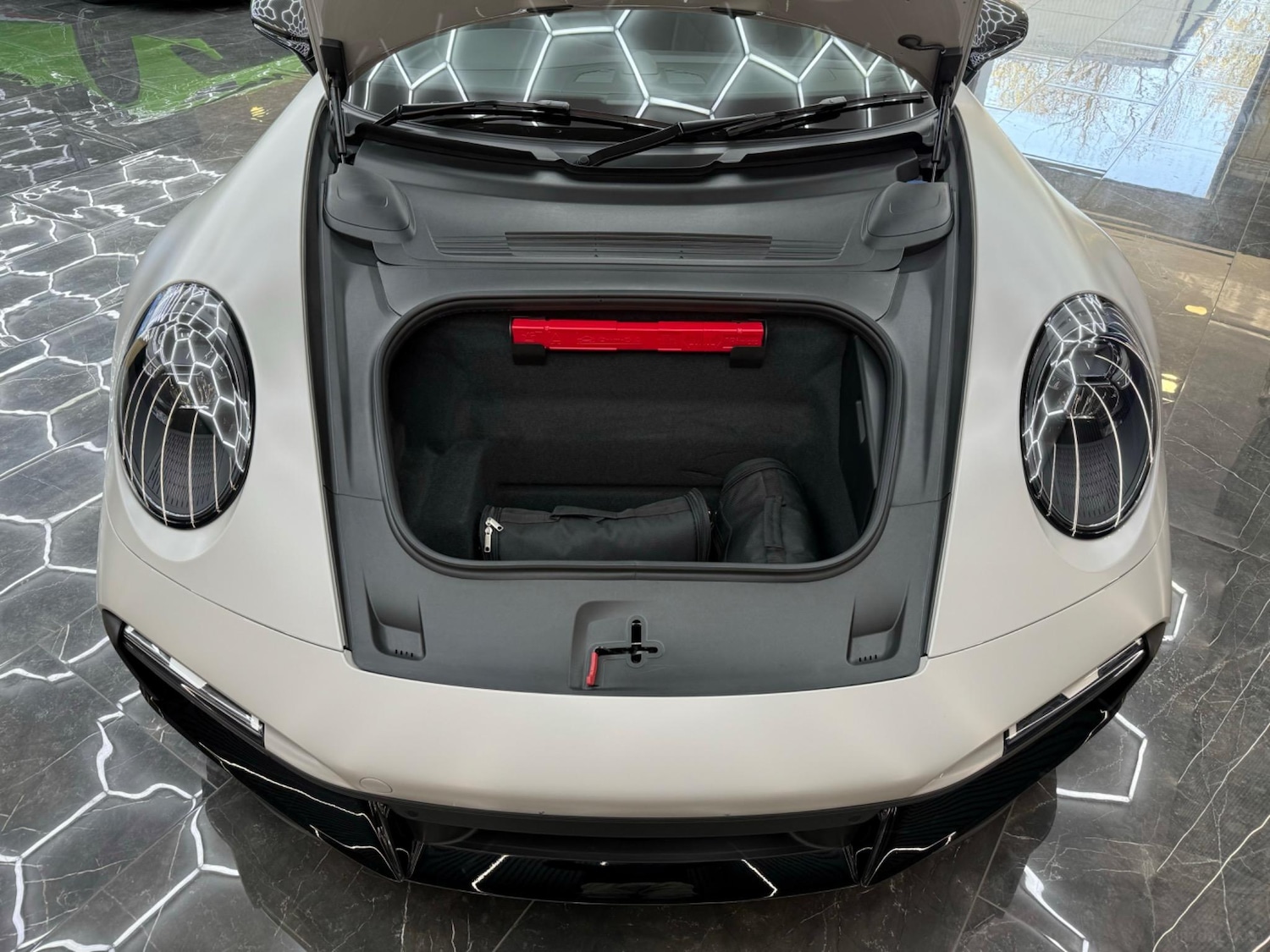 Used Porsche 911 2022 for sale - 76692916: Photo 17