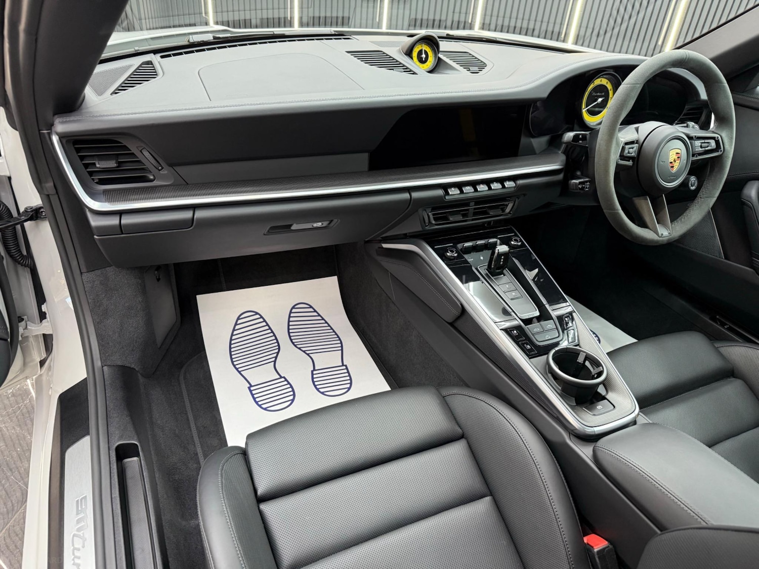 Used Porsche 911 2022 for sale - 76692916: Photo 9