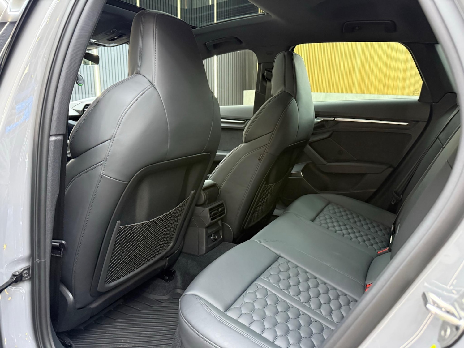 Used Audi RS3 2023 for sale - 77933636: Photo 12