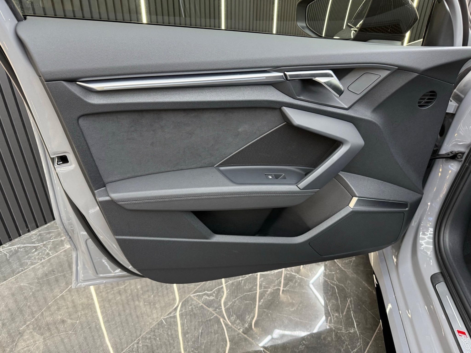 Used Audi RS3 2023 for sale - 77933636: Photo 38