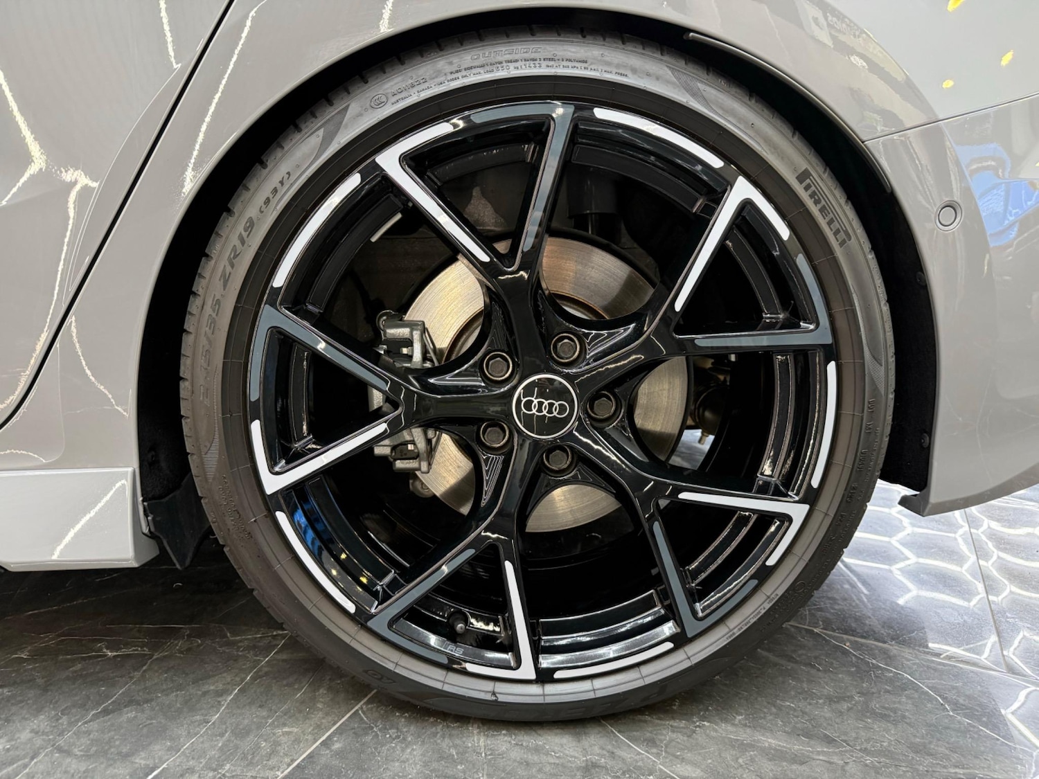 Used Audi RS3 2023 for sale - 77933636: Photo 46