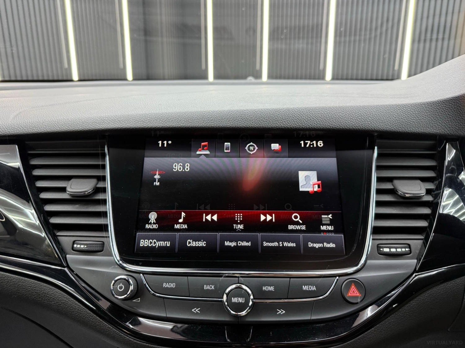 Used Vauxhall Astra 2017 for sale - 76957083: Photo 32