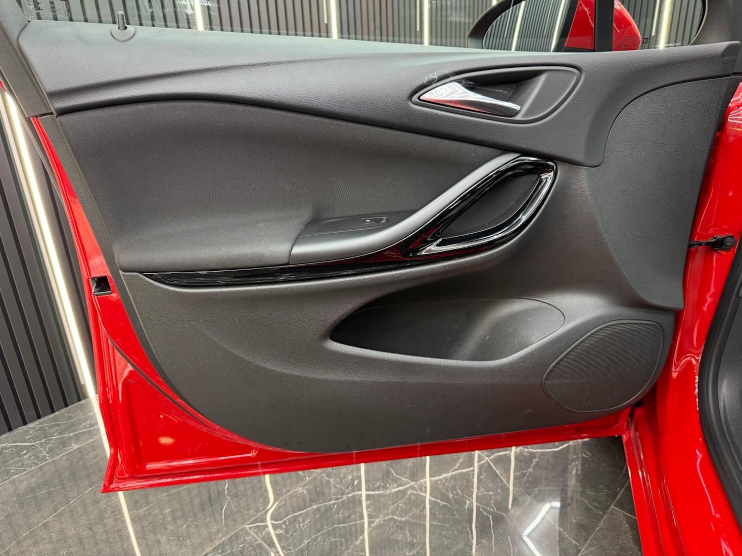 Used Vauxhall Astra 2017 for sale - 76957083: Photo 35