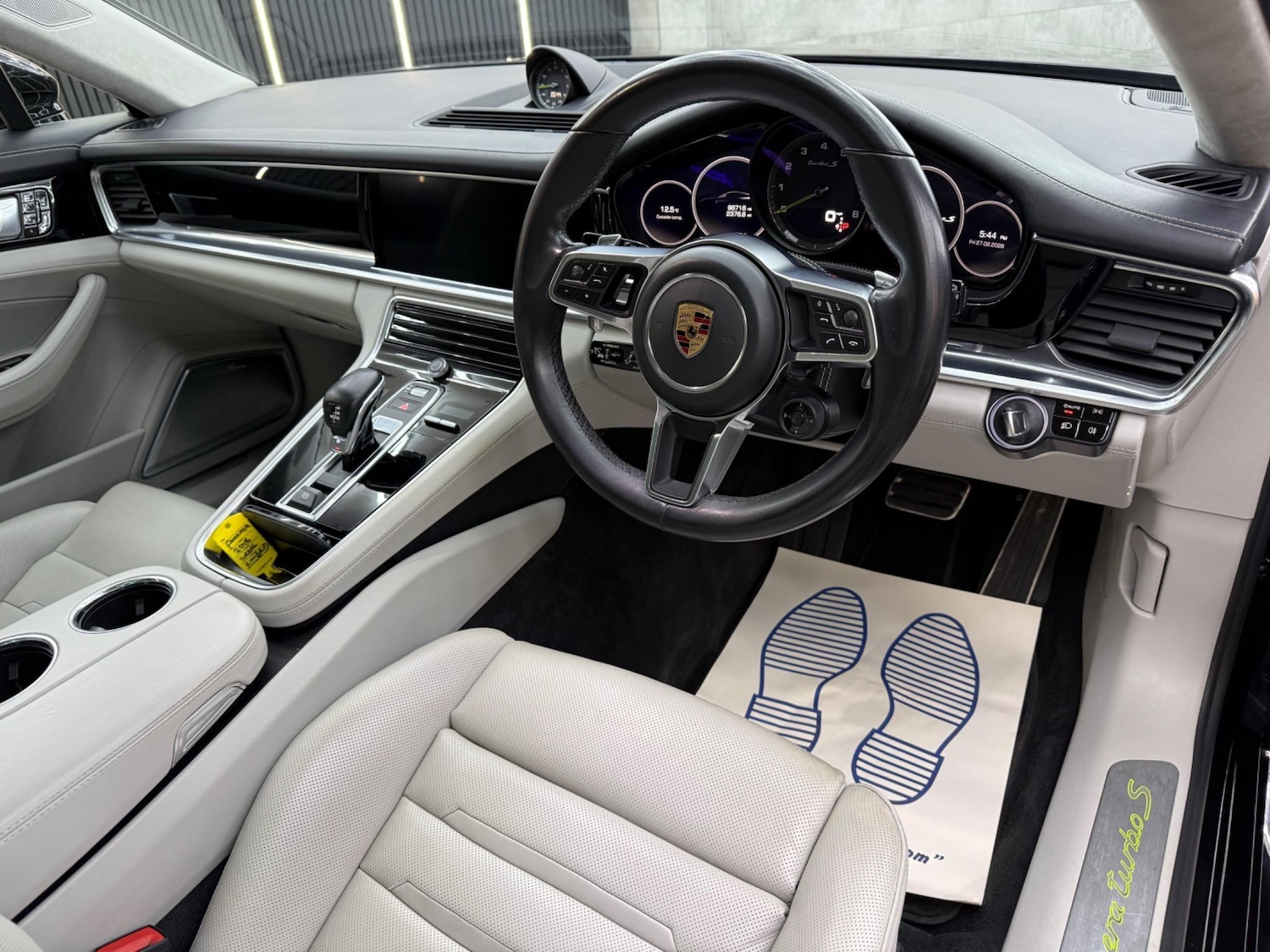 Used Porsche Panamera for sale - 78107061: Photo 3